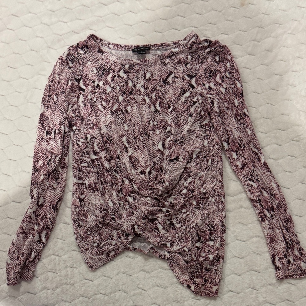 New Directions Pink and White Patterned Blouse